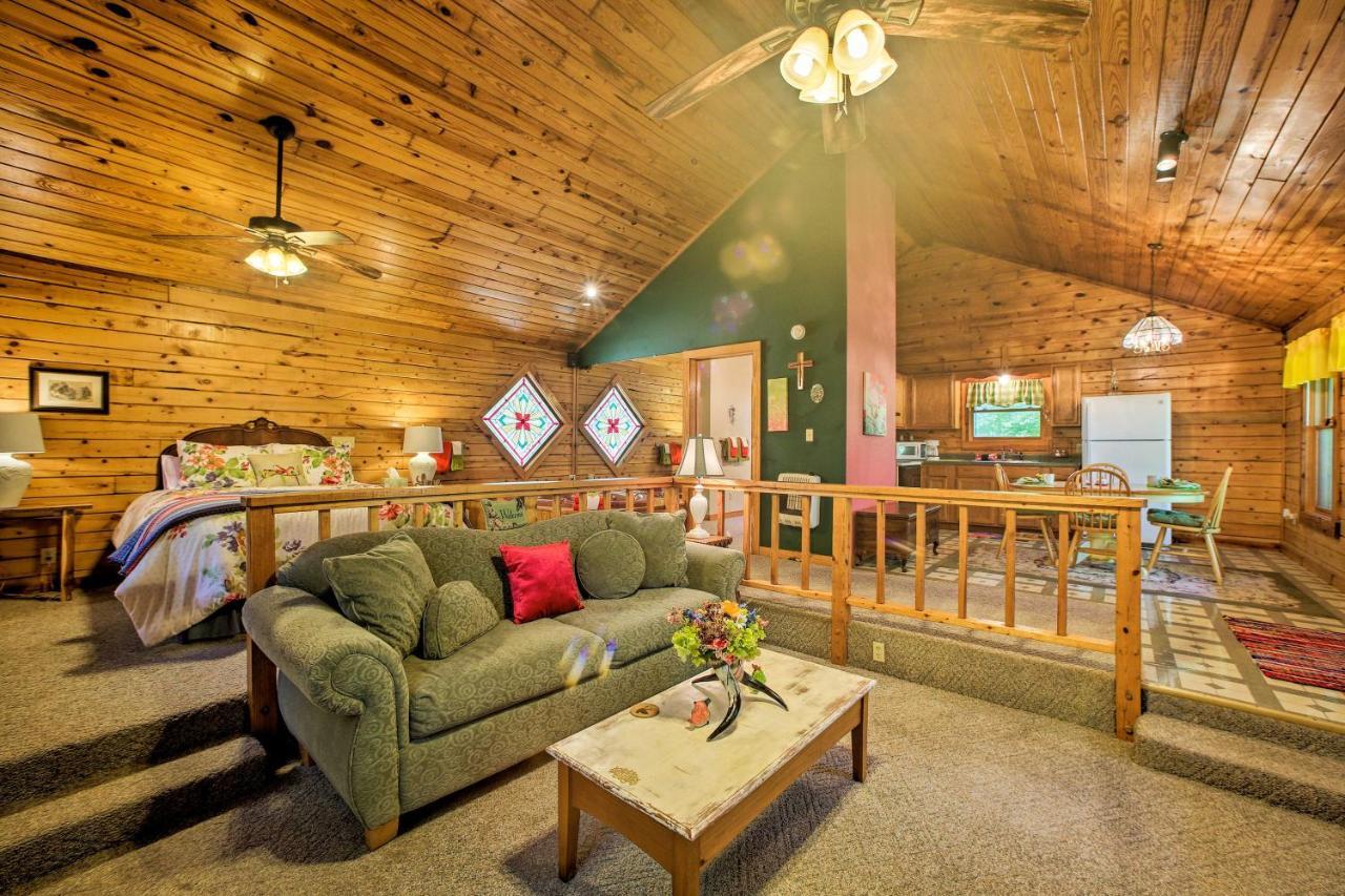 Eureka Springs Studio With Deck, Views And Bbq! Bagian luar foto
